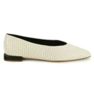 SFA White Snake-Embossed Flat Shoes-7M-NWT